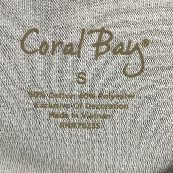 CORAL BAY Cotton Scoop Neck Silver Heart Embellished Short Sleeve Size Small - Picture 4 of 5